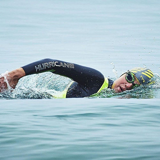 Шапочка для плавания TYR Hi-Vis Neoprene Swim Cap - фото